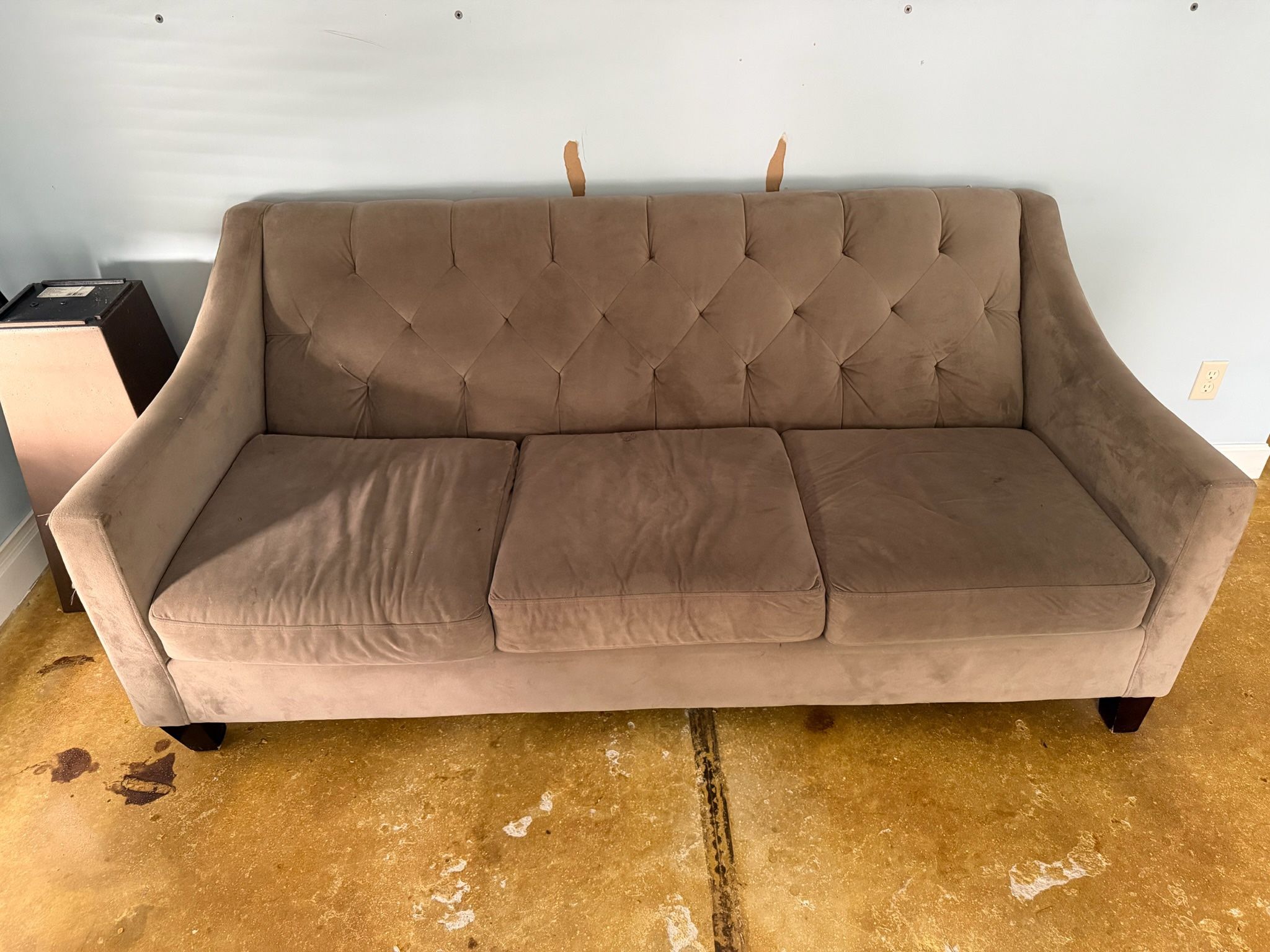 Couch for Sale in West Palm Beach, FL - OfferUp