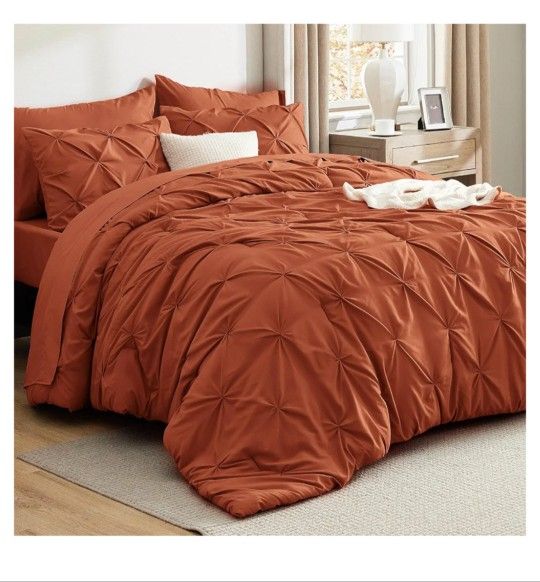 Brand New - Never Used King Conforter Set