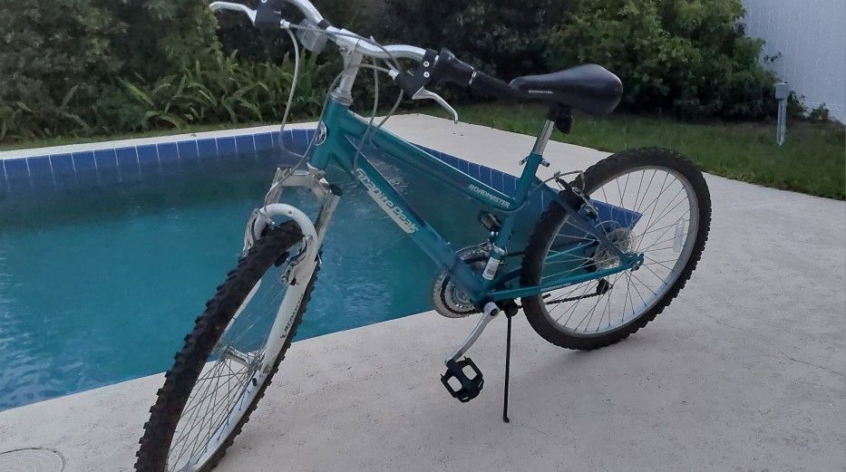 Mountain Bike - Roadmaster Granite Peak 24" Girls Womens Mountain Bicycle (Ground Assault) 24 Inch Road Master Bicycle