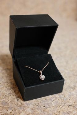 Zales 10K Diamond Heart & Gold Necklace Chain