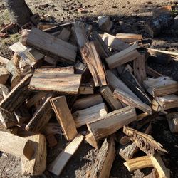 Seasonal Dry Oak Wood We Have Great Deals It’s Getting Cold 