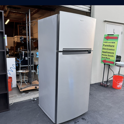 Whirlpool - 18 Cu. Ft. Refrigerator Stainless Steel Excellent Condition Like New