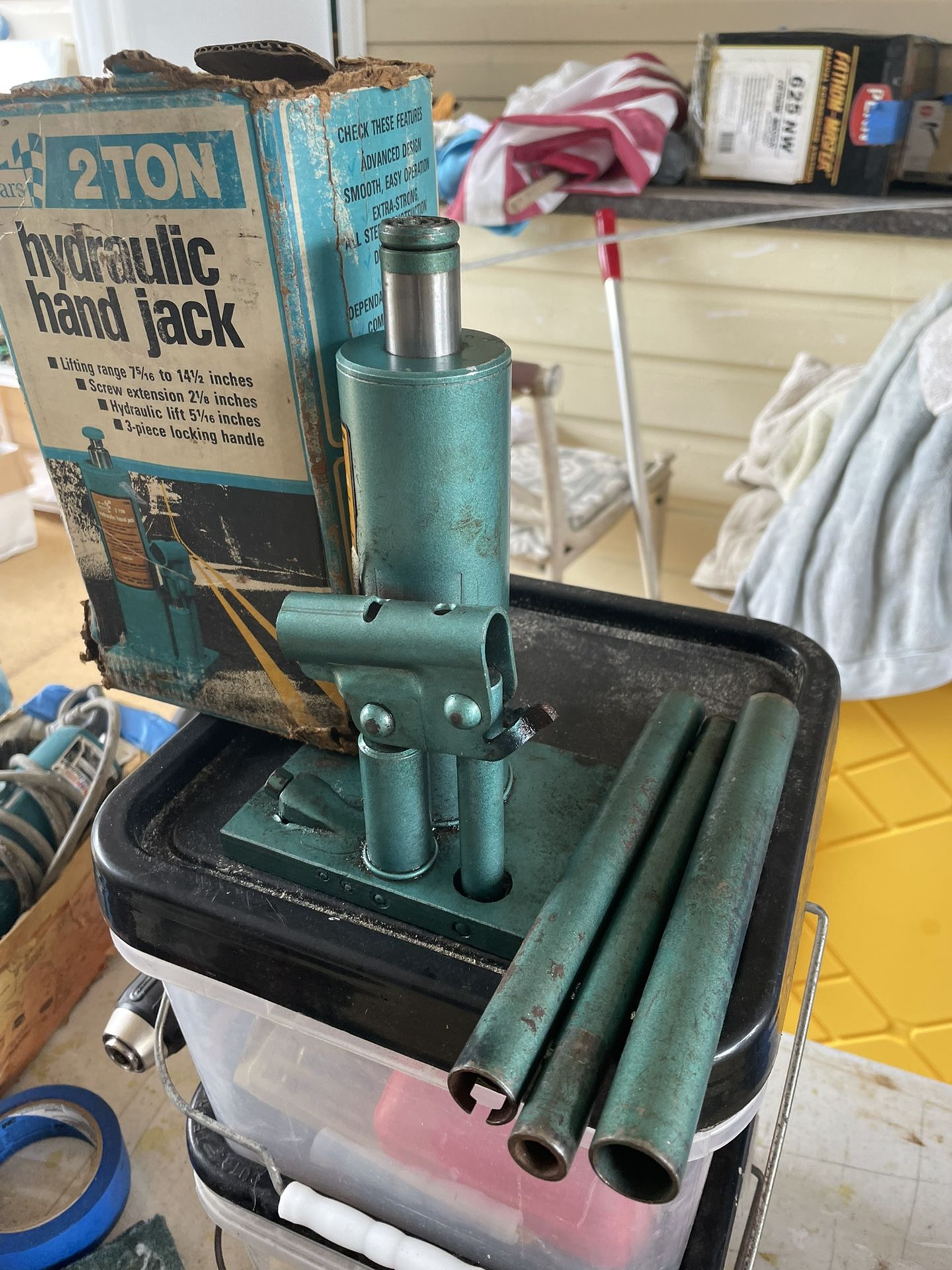 3 Bottle Jack’s 2 & 3 Ton