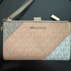 Michael Kors Wallet Wristlet 