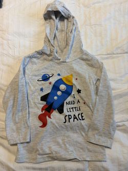 3T Long Sleeve Hooded Shirt