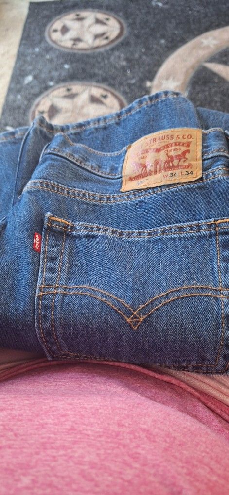 505 Levi's 34×34