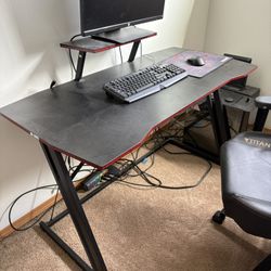 gaming desk  