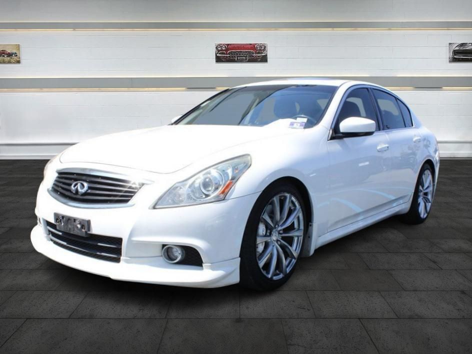 2013 INFINITI G37 Sedan