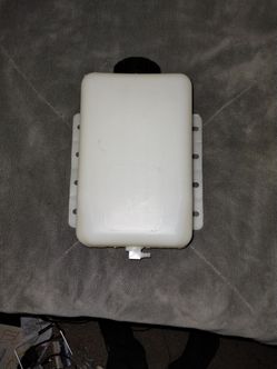 New 4 Quart Oil/Water Multi Purpose Fluid Reservoir Tank