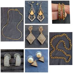 Bundle of jewelry