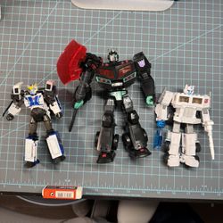 Transformers Legacy Nemesis Prime Ultra Magnus 