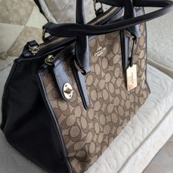 Coach Handbag 👜