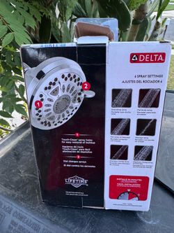 Shower Head Delta 6-Spray Pattern Part Number 75641 Chrome Finish