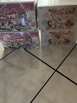 Exciting Monsters Labubu & Have A Seat