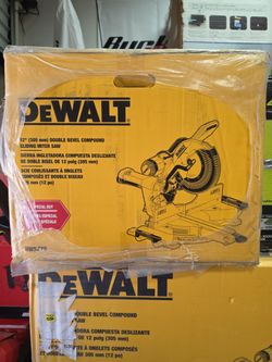 12" DeWalt double bevel compound sliding mitersaw, New,Financing Available