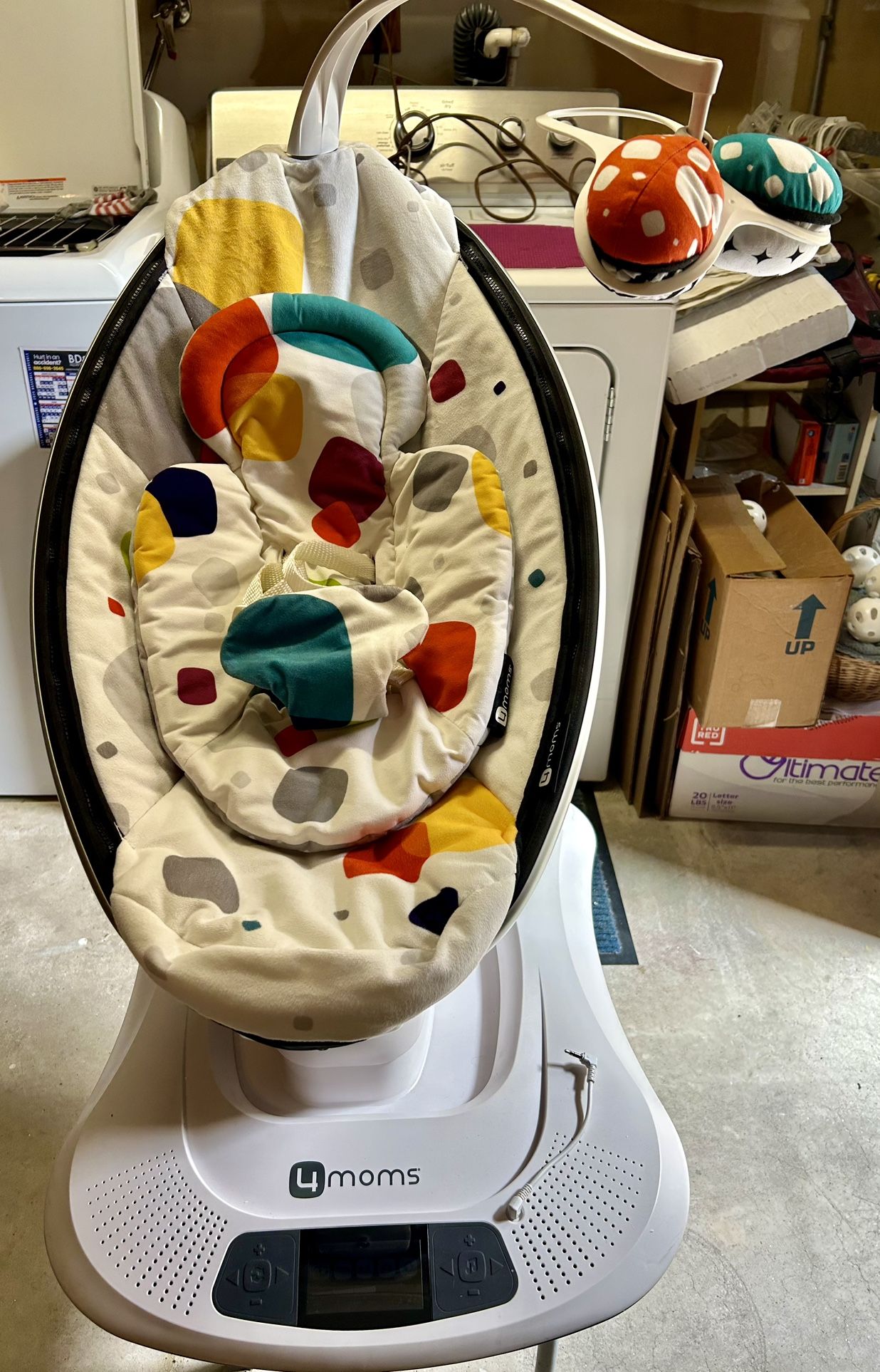 4 Moms Mamaroo Multi Motion Baby Swing
