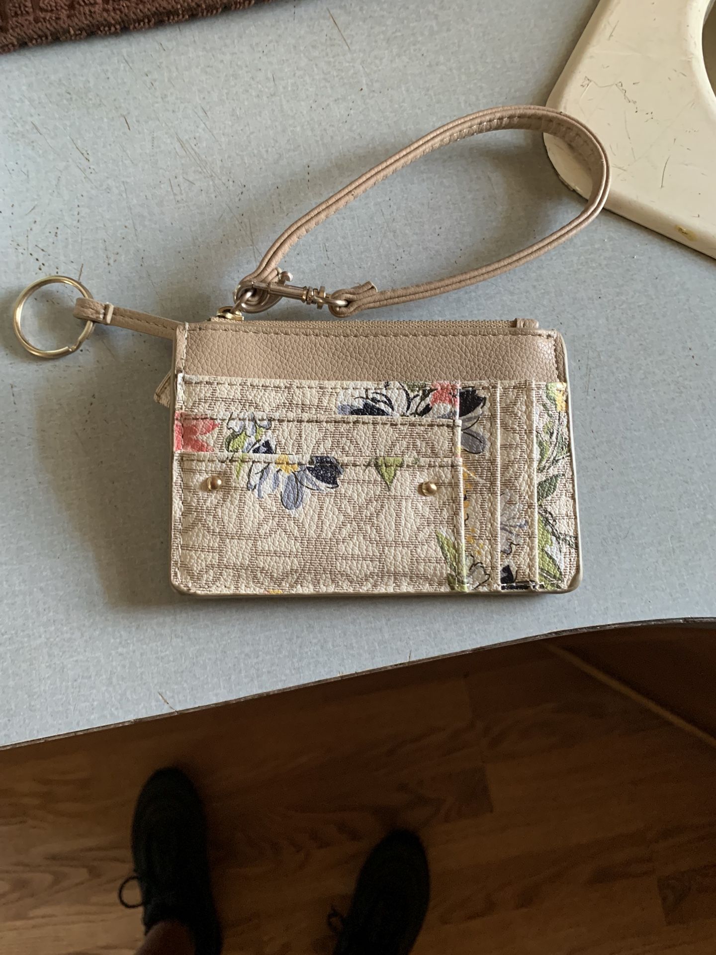 Wristlet 