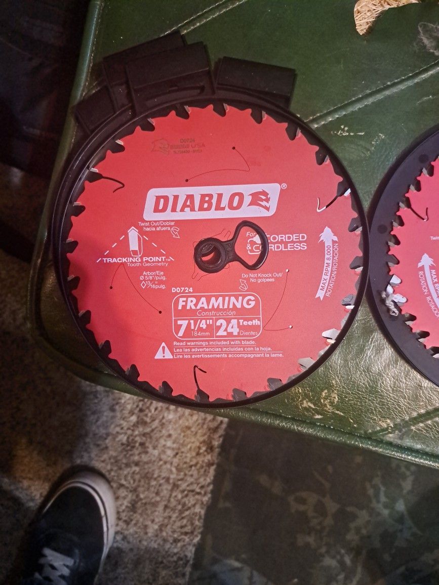 Saw Blades 7 1/4 6 1/4  40 Teeth