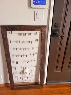 Photo and Memorabilia Clothesline Frame