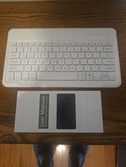Wireless Bluetooth keyboard