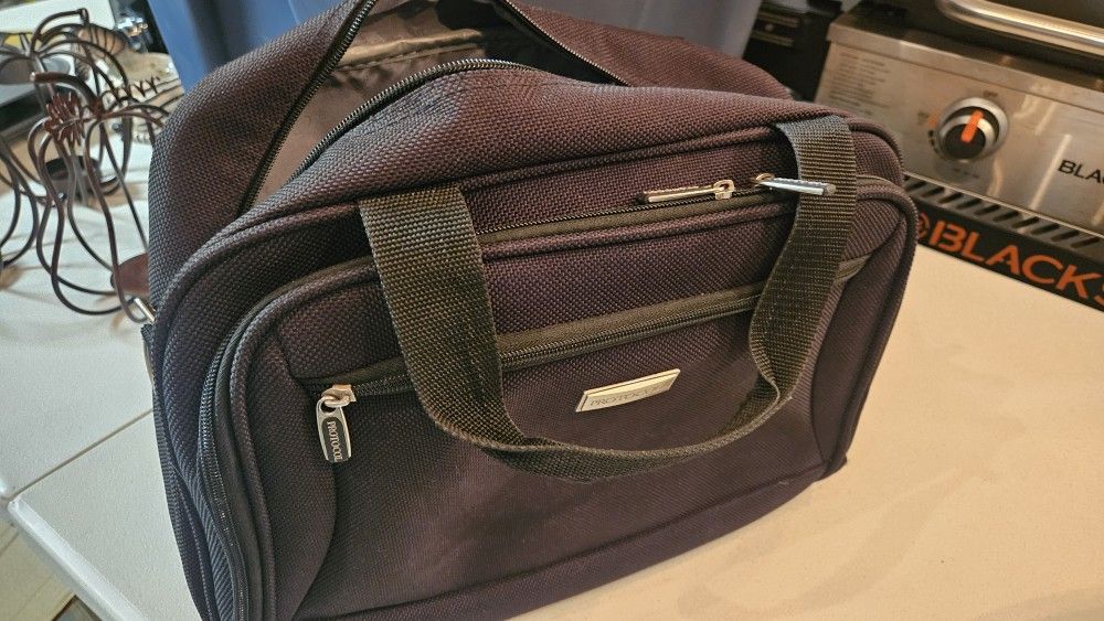 Laptop Bag/carry On Bag
