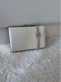 White clutch