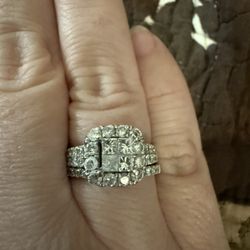 14 K White gold Wedding ring set Size 10