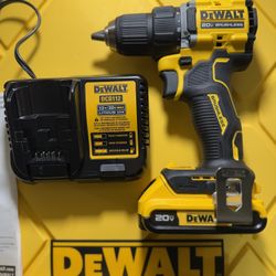 dewalt new drill 20 volt kit tool $85
