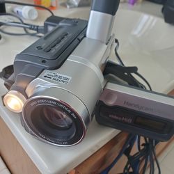 Gem! Sony camcorder with accessories and blank tapes!!! Deal $200 or cash offer