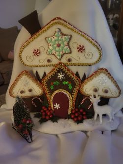 Decorative Christmas Gingerbread House