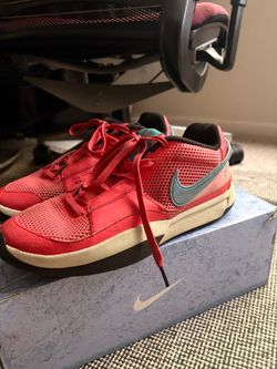 nike ja 1 pink size 9.5