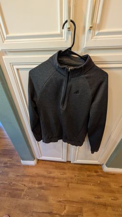 New Men's Small Sweater