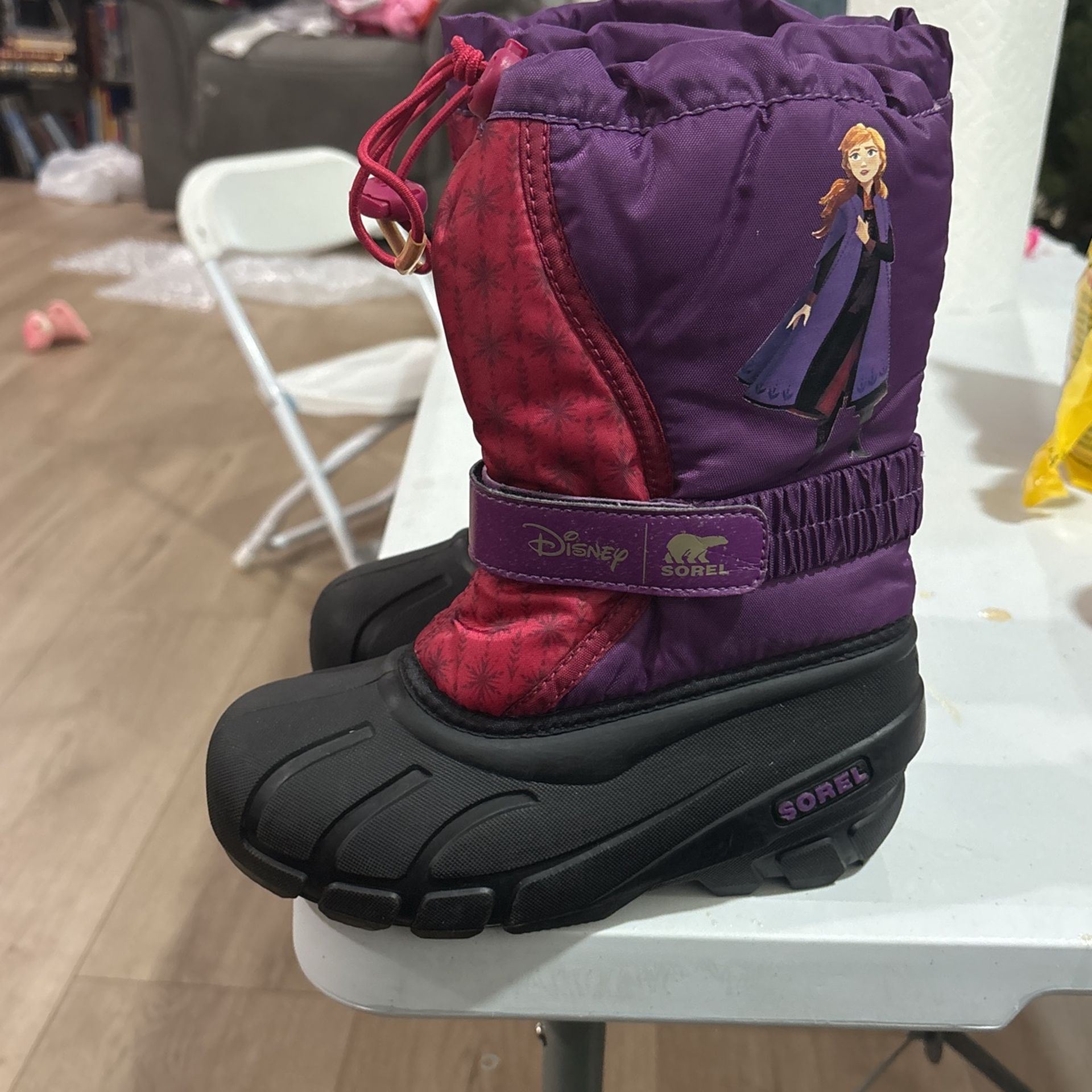 Disney Sorel Anna Boots Size 13