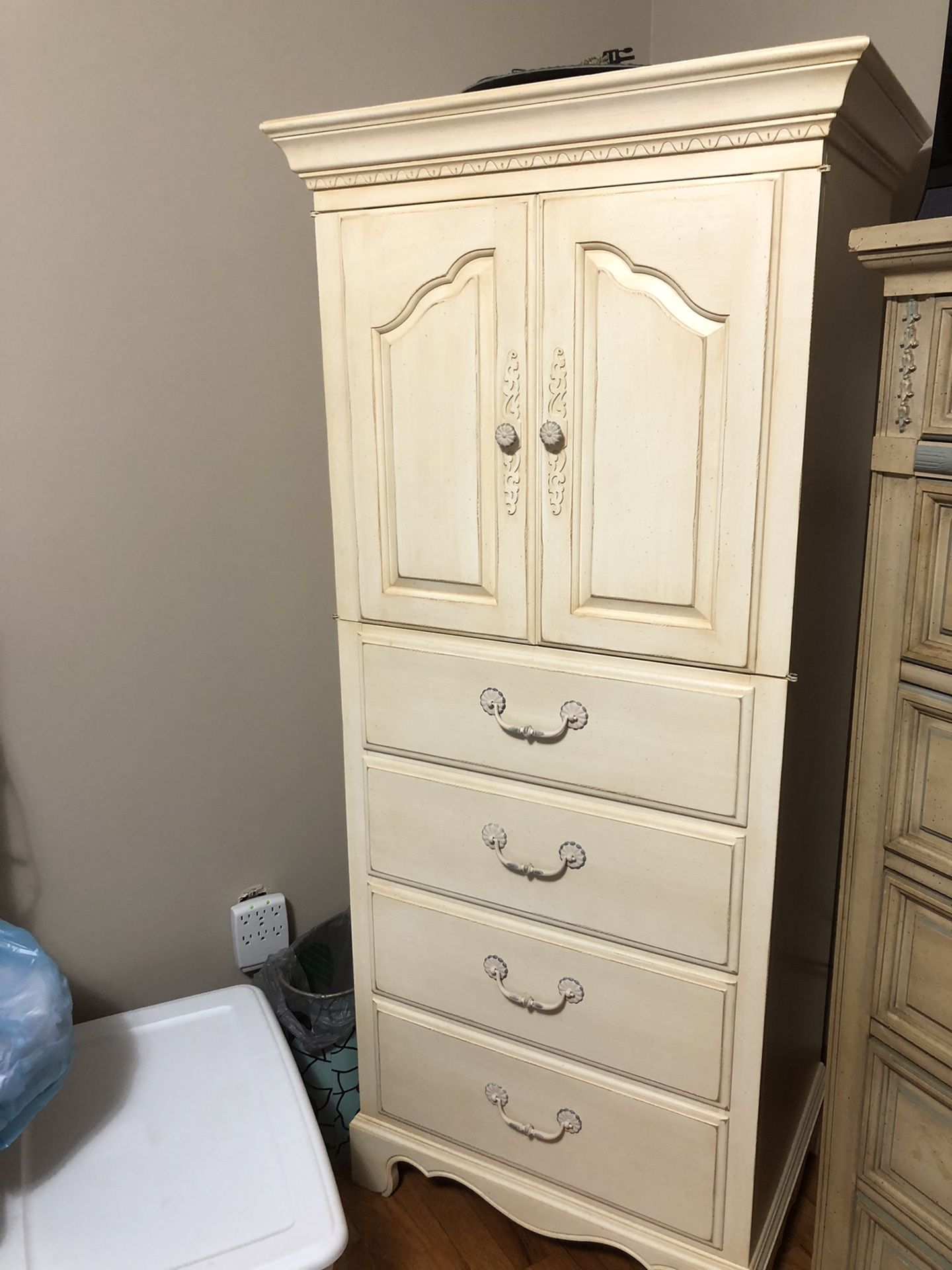 Ethan Allen French Cream Cabinet/Armoire