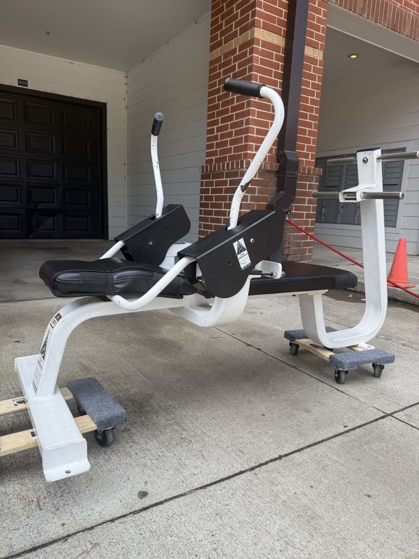 Abdominal bench . Gym Equipment ( Free Delivery )