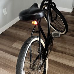 2 Beach cruisers , 1 Men’s & 1 Women’s 