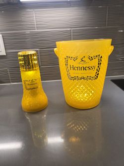 Rare Hennessy VS Light-Up Bottle Display + Ice Bucket – Bar Decor Collectibles
