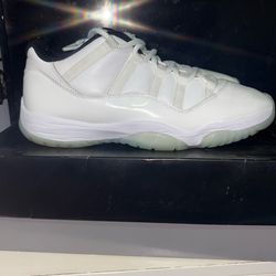 Jordan 11 Legend Blue Low