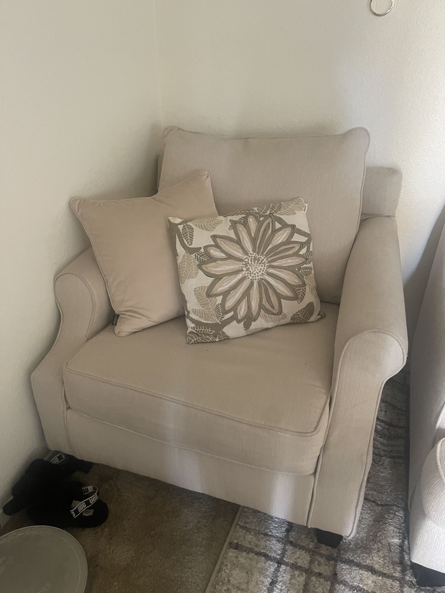 Sofa Couch Love Seat Chair - FREE - Smoke Free -Pet Free