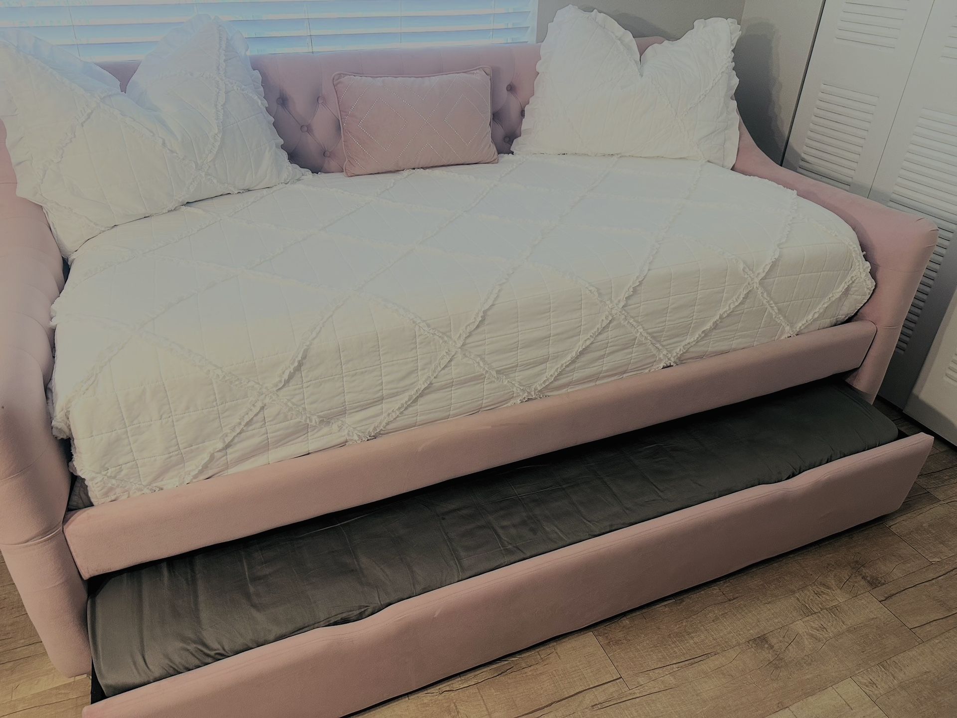 Velvet Pink Twin Bed With Mattress