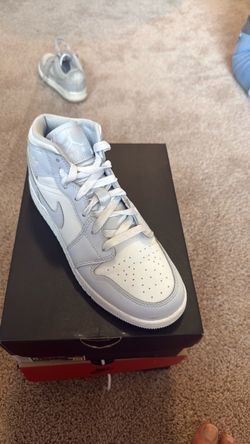 Kids shoes size 6.5y