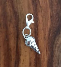 Ice Cream Zipper Charm