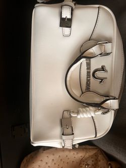 Hand purses