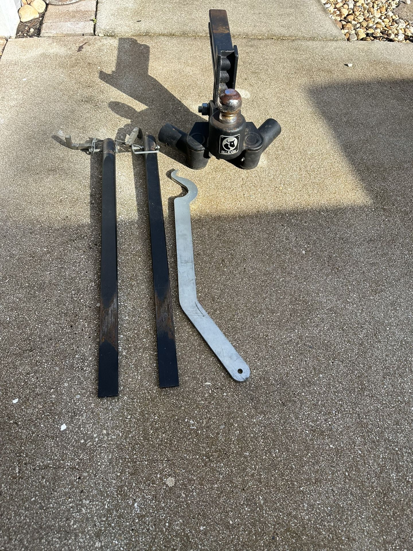 Blue Ox Weight Distribution Hitch