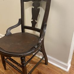 🪑🪑🪑 Antique/Vintage Classic wooden Chair 🪑🪑🪑