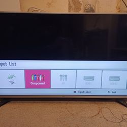 LG TV 50" 