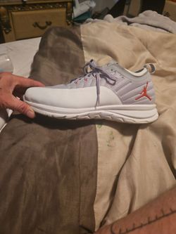 Jordan trainers