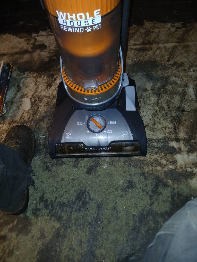 Hoover Windtunnel Like New Barrly Used.