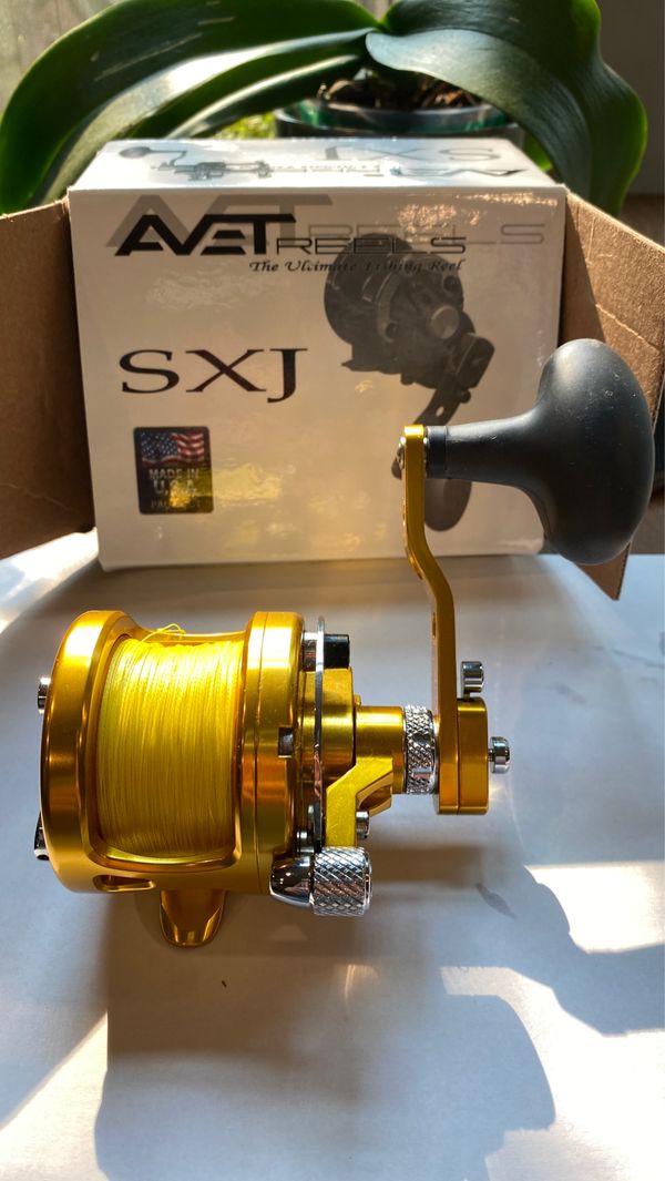 Avet Fishing Reel for Sale in Seattle, WA OfferUp
