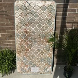 Twin Mattress – Cloud VIII (Timeless Bedding)